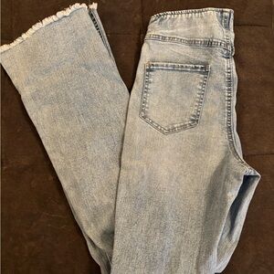 Light Wash Denim Jeans